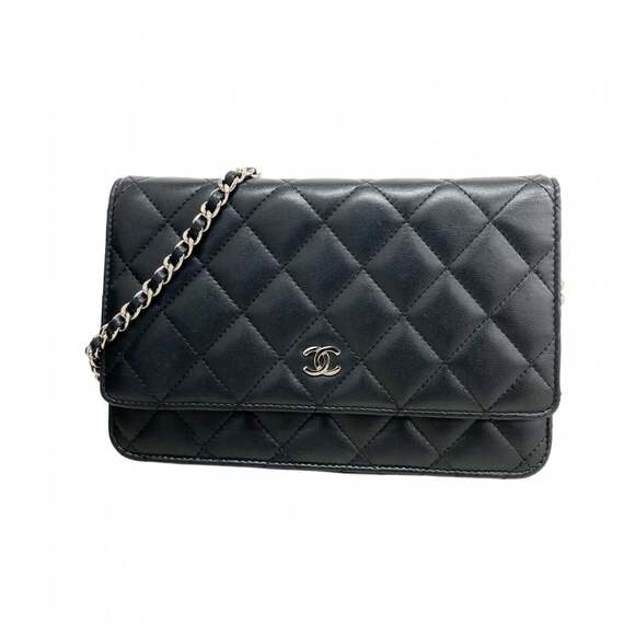 CHANEL Black Lambskin Leather Wallet